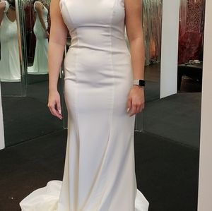 Jovanni Off White Size 10